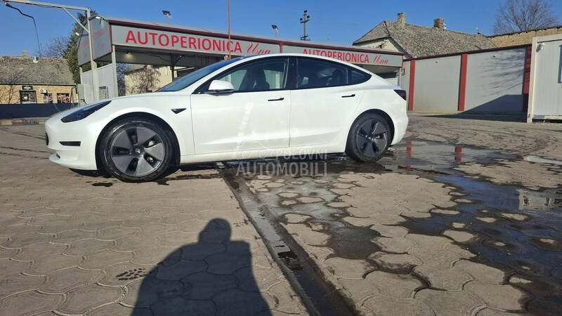 Tesla Model 3 Restajling