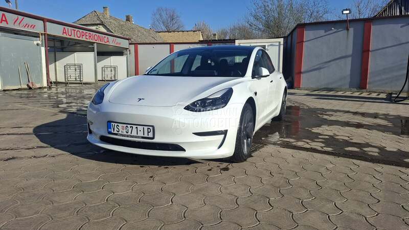 Tesla Model 3 Restajling