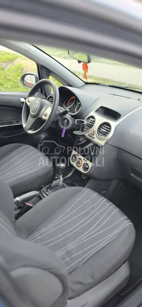 Opel Corsa D 1.4i
