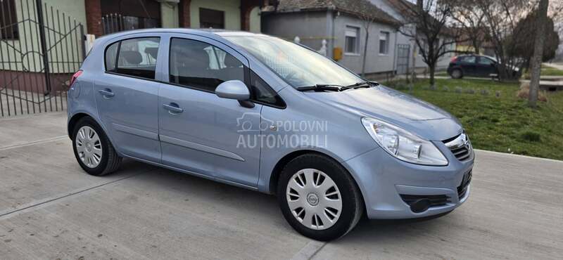 Opel Corsa D 1.4i