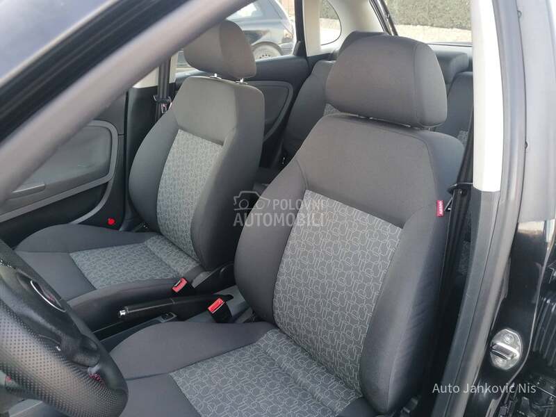 Seat Ibiza 1.4i REFERENCE CH