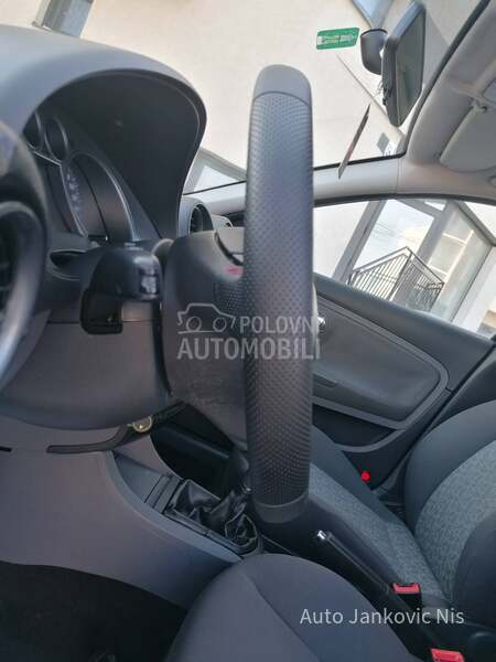 Seat Ibiza 1.4i REFERENCE CH