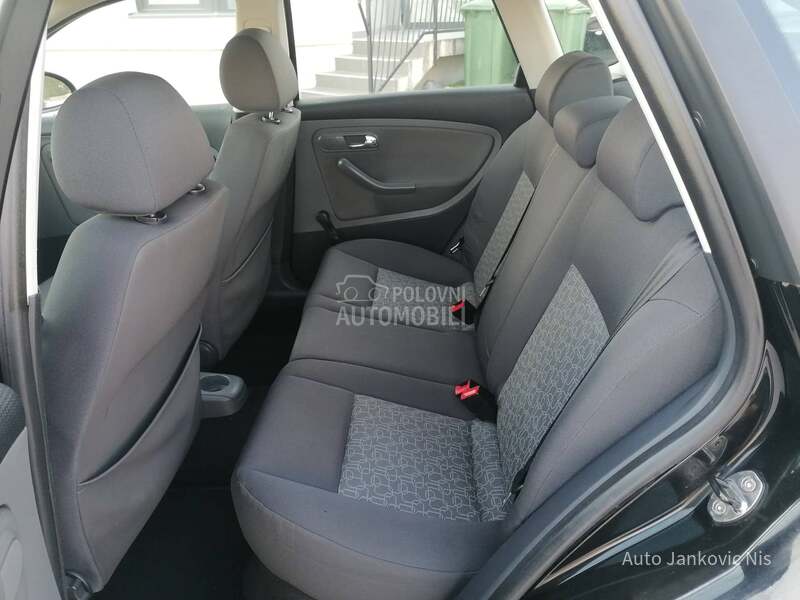 Seat Ibiza 1.4i REFERENCE CH