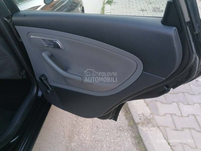 Seat Ibiza 1.4i REFERENCE CH