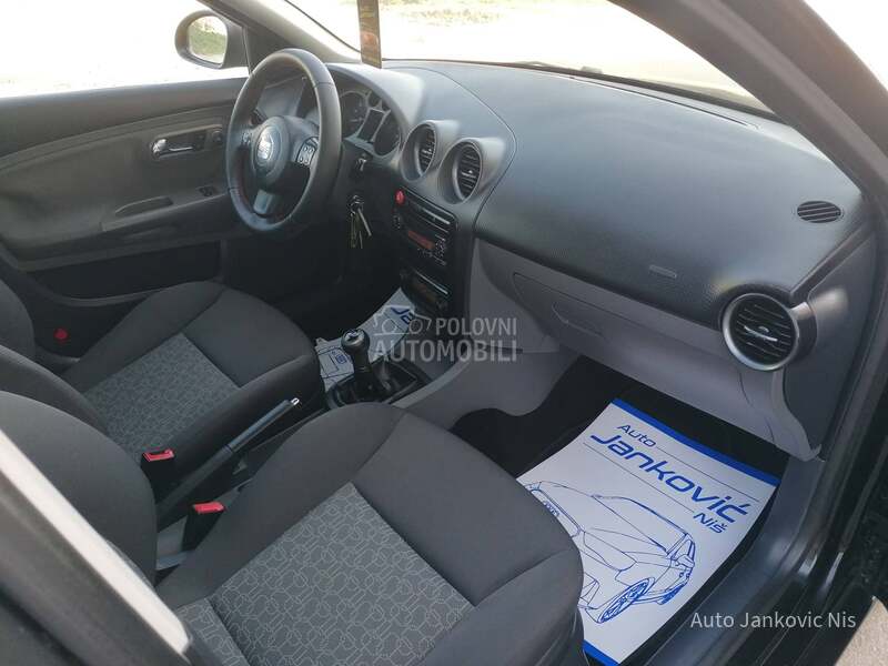 Seat Ibiza 1.4i REFERENCE CH