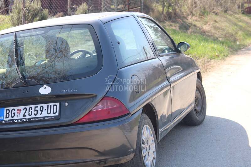 Lancia Ypsilon 