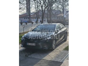 Toyota Camry 2.5 hybrid