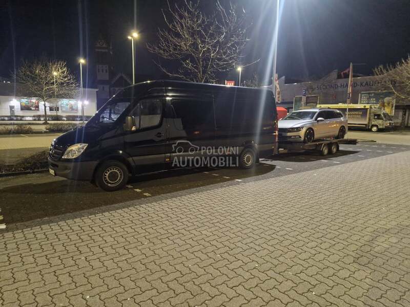 Mercedes Benz Sprinter 318