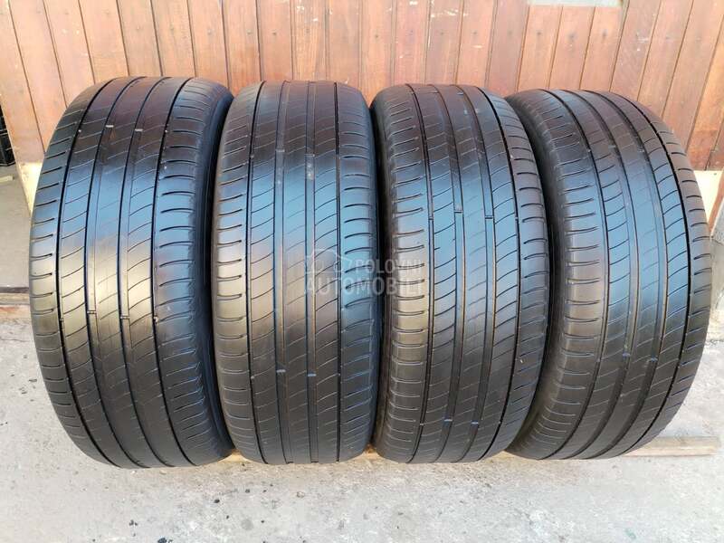 Michelin 215/55 R17 Letnja