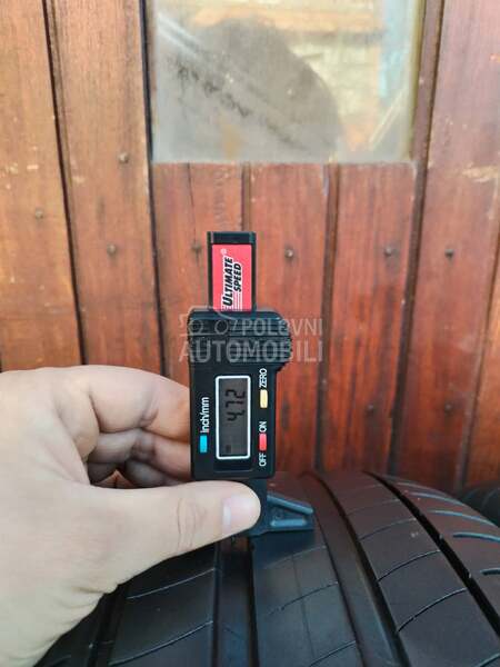 Michelin 215/55 R17 Letnja