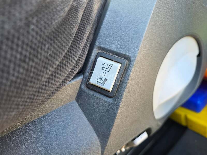 Mercedes Benz ATEGO 818