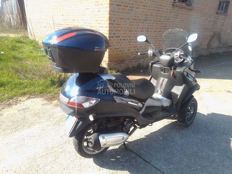 Piaggio mp3
