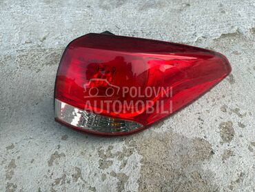 Stop svetlo levo i desno spolj za Kia Carens od 2013. do 2020. god.