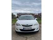 Opel Astra J 1.7 CDTI /COSMO/
