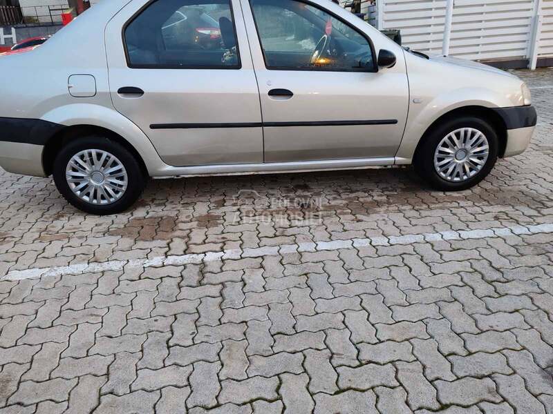 Dacia Logan 