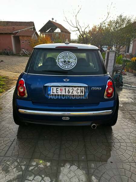 MINI Cooper 