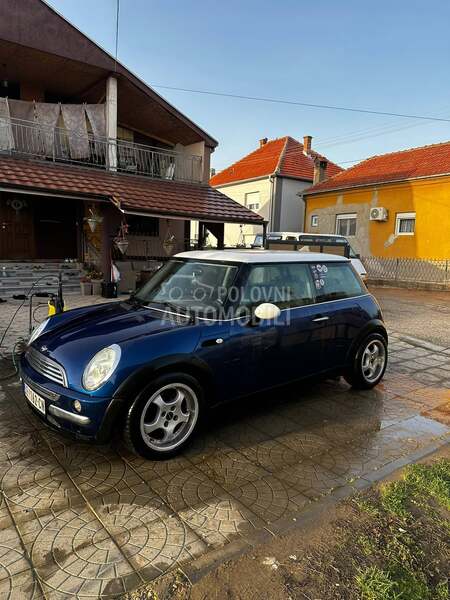 MINI Cooper 