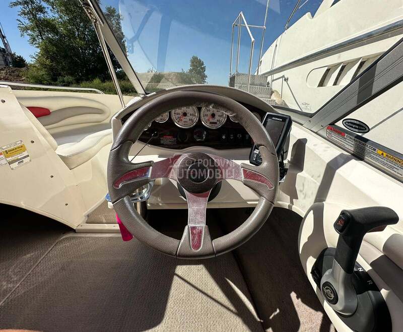 Stingray 195 LR 4.3 MerCruiser V6
