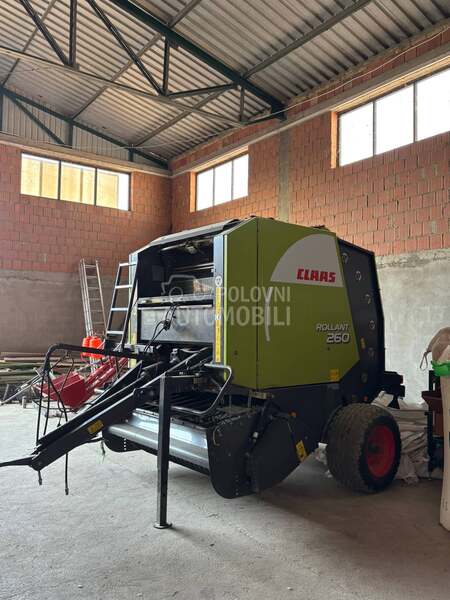 Claas Rollant 260