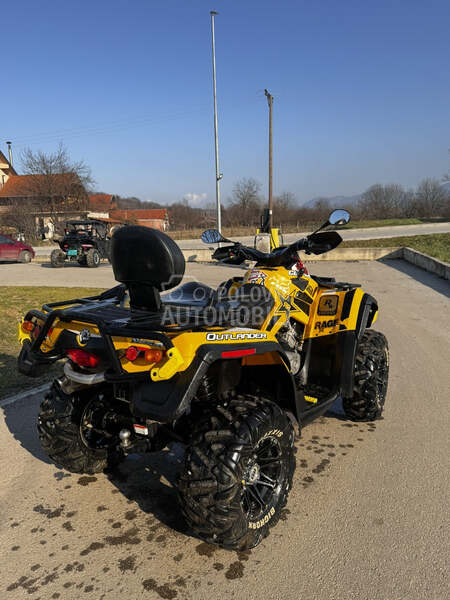Can-Am 800R