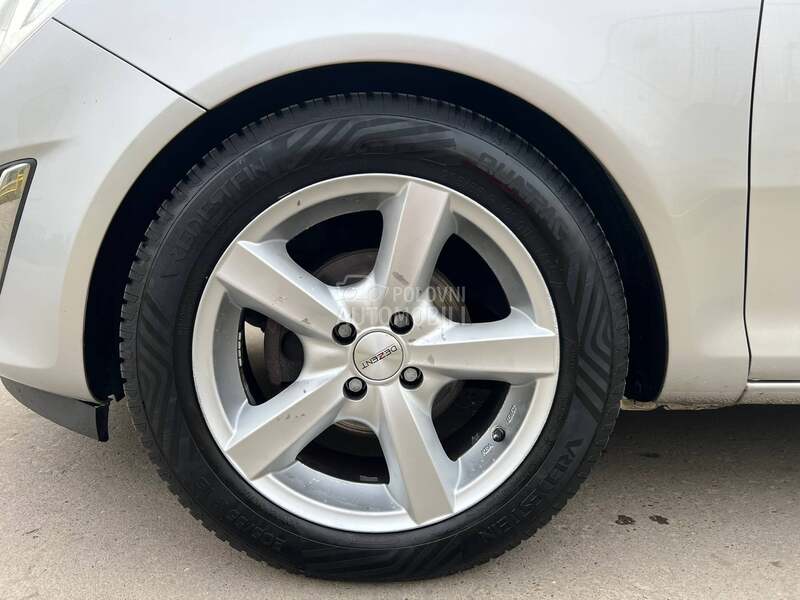 Opel Corsa D SELECTION