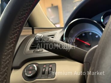 Opel Insignia /2.0 CDTI/N.AVI/NOV