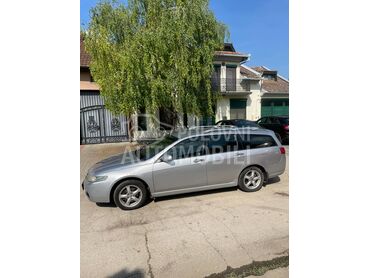 Honda Accord 2.2 CDTI