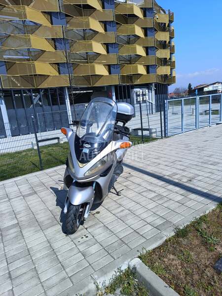 Malaguti medison 150