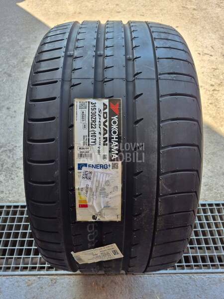 Yokohama 315/30 R22 Letnja