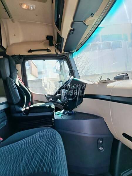 Mercedes Benz Actros 1846