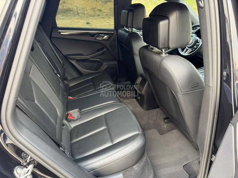 Porsche Macan s