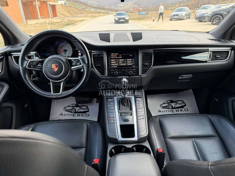 Porsche Macan s