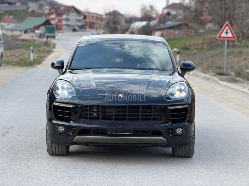 Porsche Macan s
