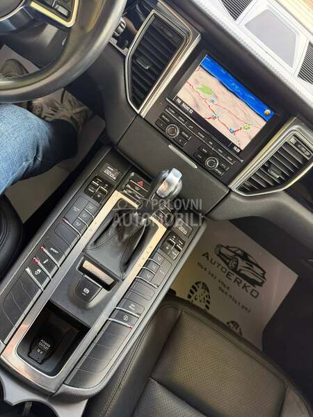 Porsche Macan s