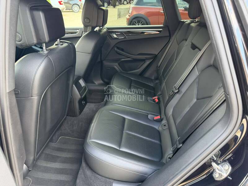 Porsche Macan s