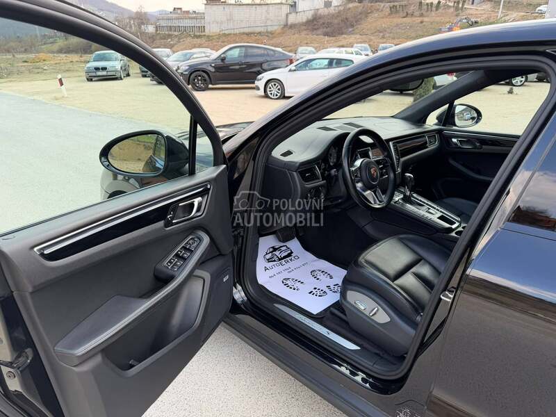 Porsche Macan s