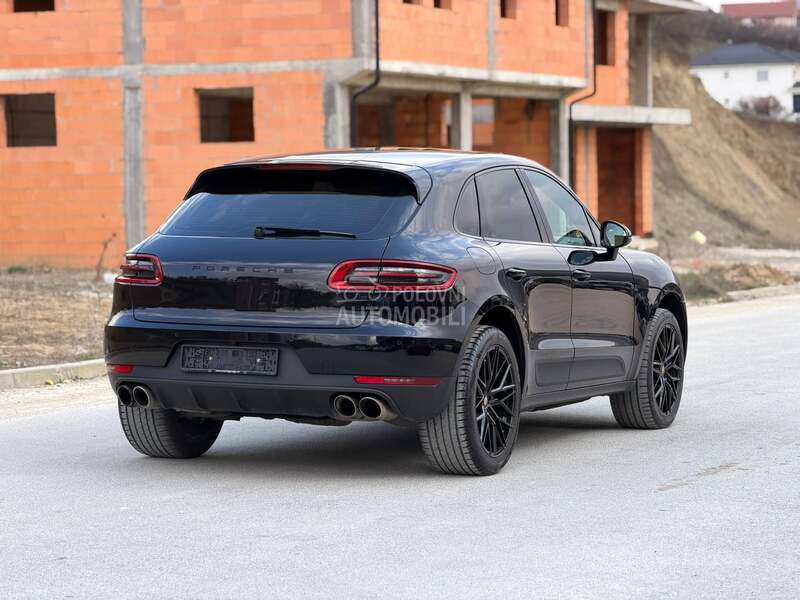 Porsche Macan s