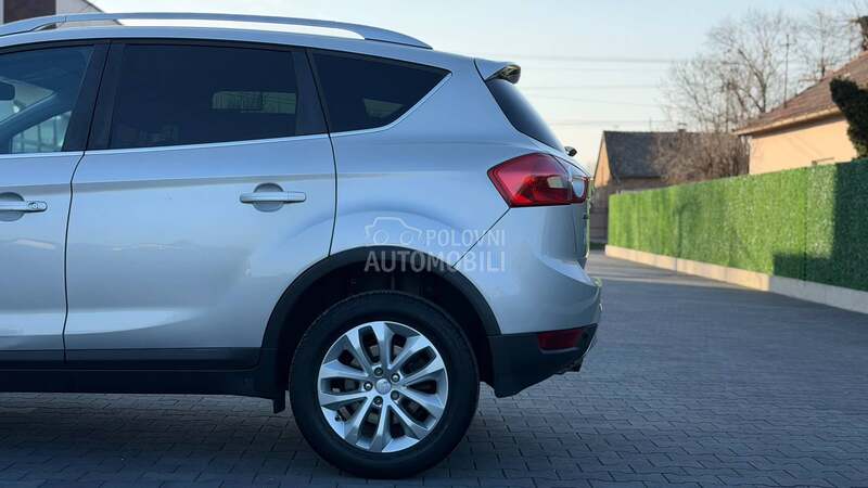 Ford Kuga 2.0 TITANIUM