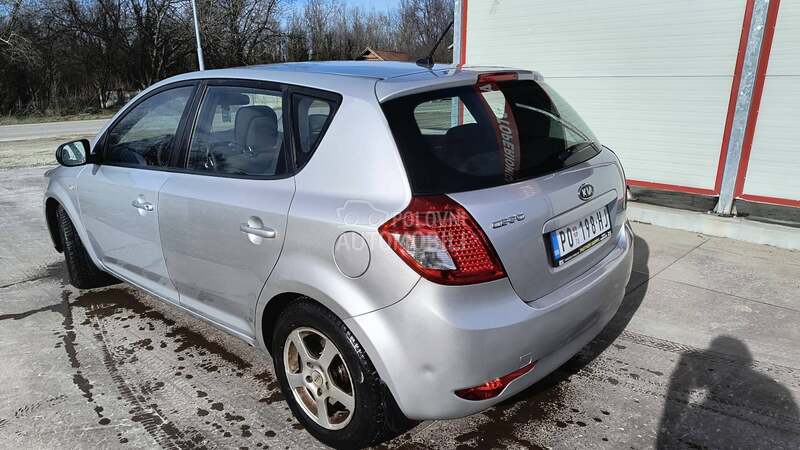 Kia cee`d 