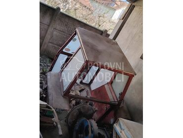 kabina IMT 539 stariji tip