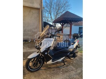 Yamaha Xmax
