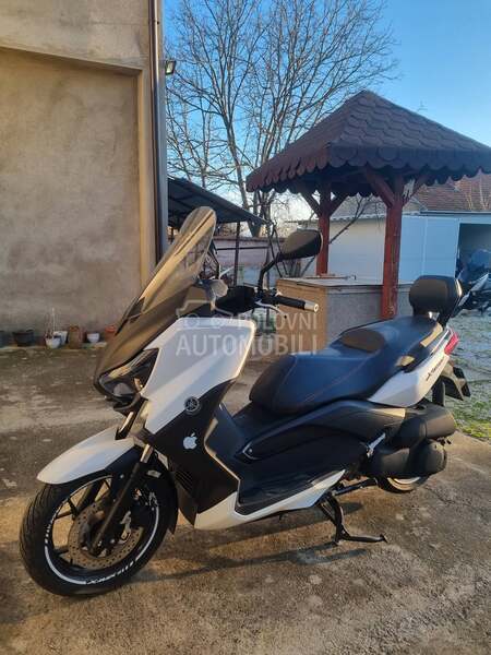 Yamaha Xmax