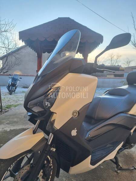Yamaha Xmax