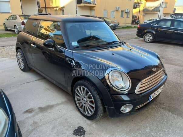 MINI Cooper 