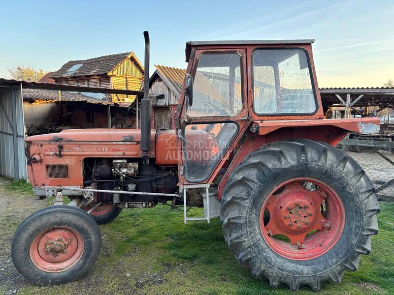 Zetor 5711