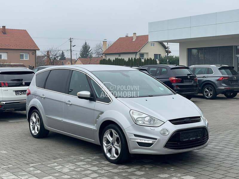 Ford S-Max 2012. god. -  kompletan auto u delovima