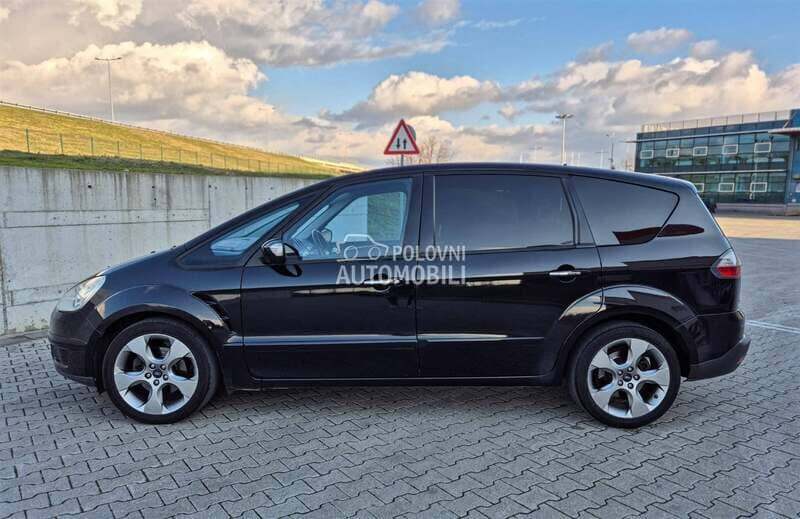 Ford S-Max 2012. god. -  kompletan auto u delovima