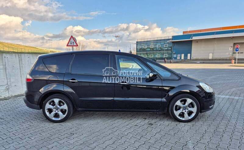 Ford S-Max 2012. god. -  kompletan auto u delovima