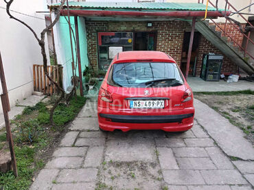 Peugeot 206 plus 