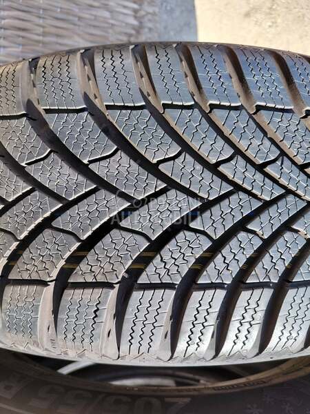 Semperit 205/55 R16 Zimska